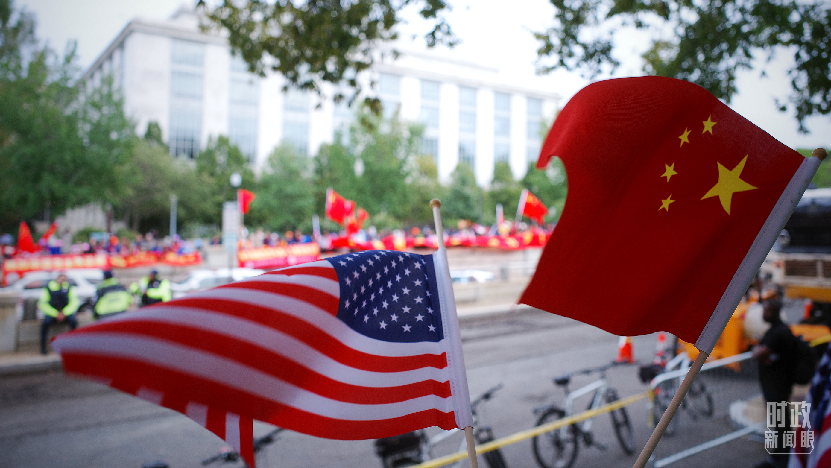 时政新闻眼丨习近平抵达华盛顿,高规格礼遇开启访美序幕