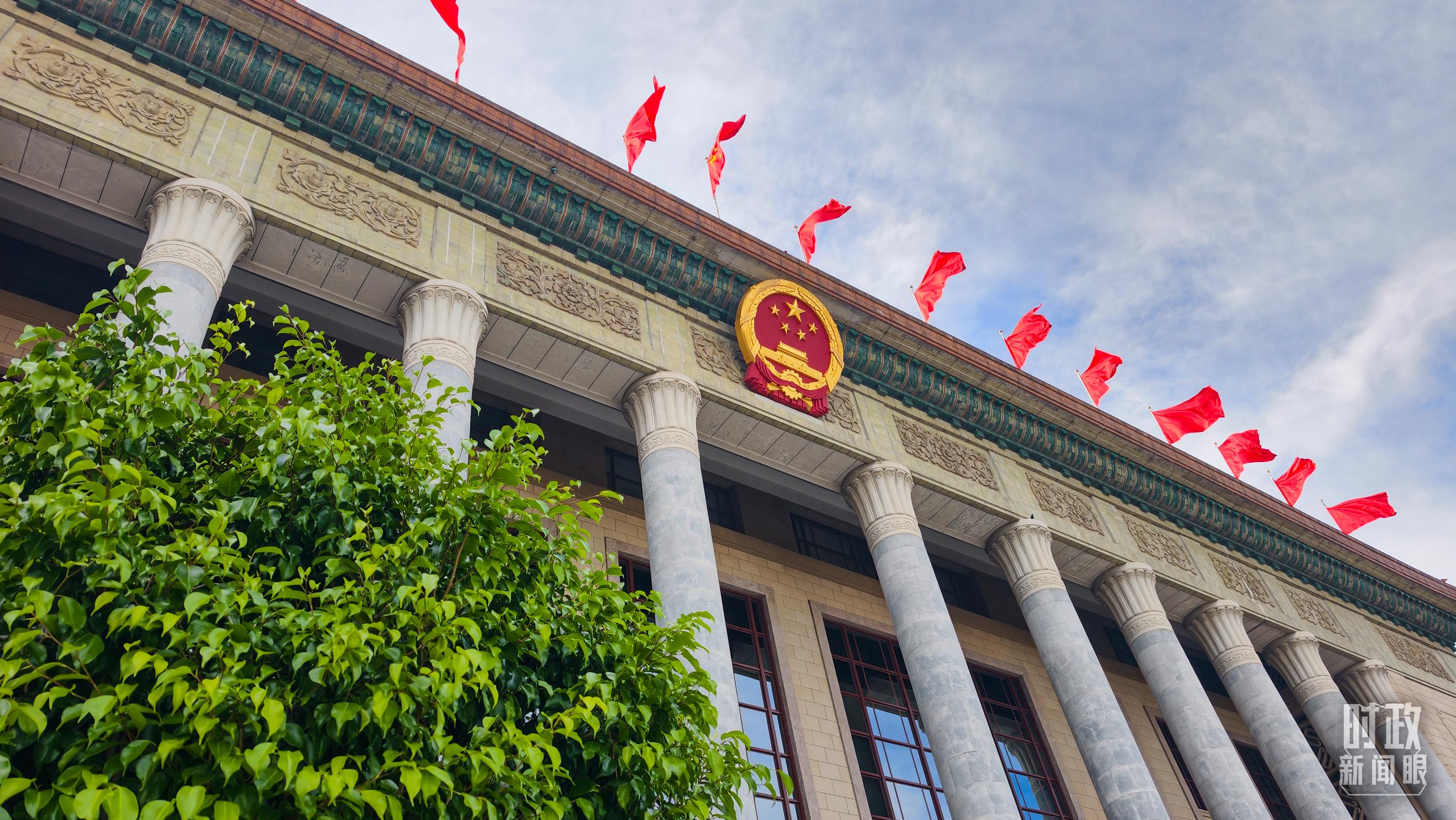 国庆前夕两场活动,习近平总书记指引我们鉴往知来