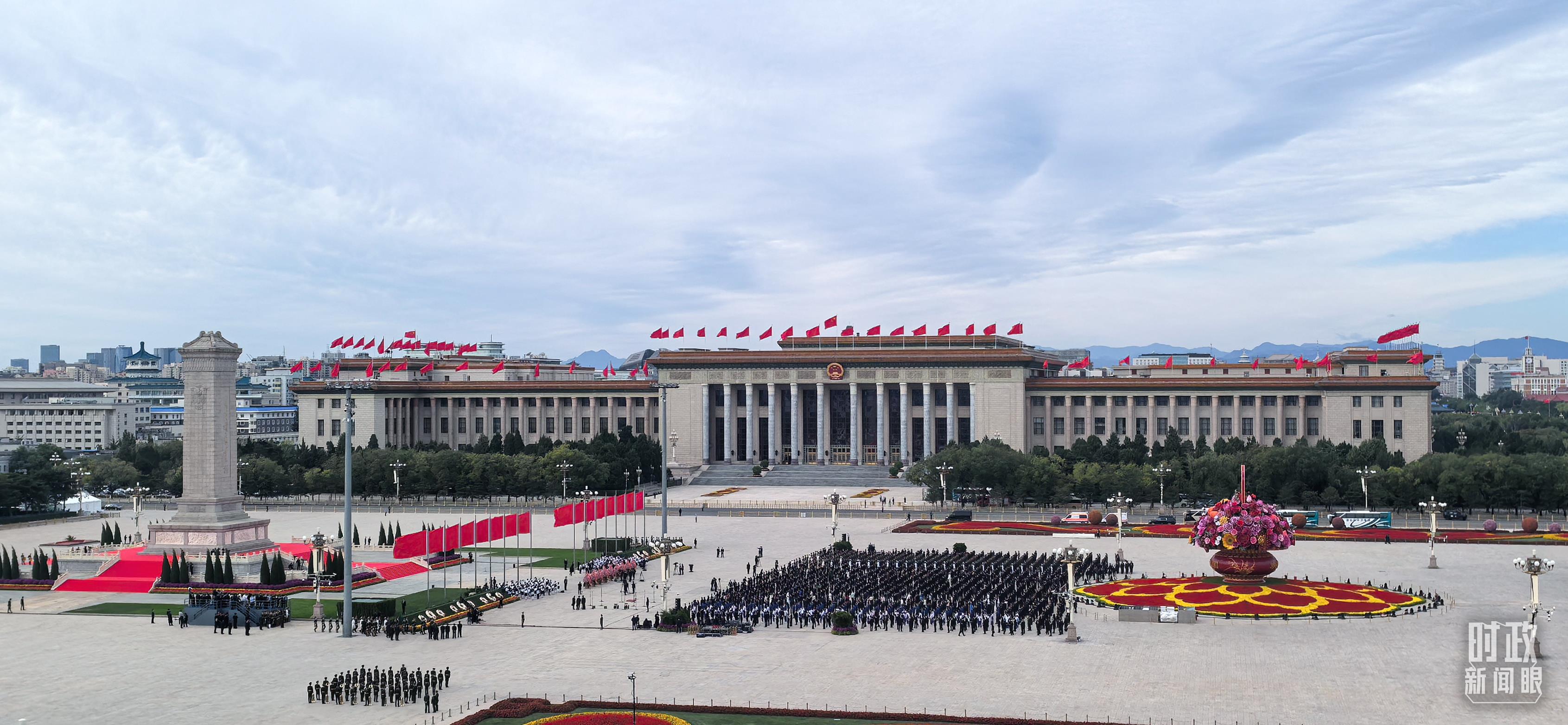 国庆前夕两场活动,习近平总书记指引我们鉴往知来