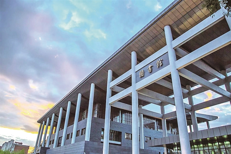 中国人民大学图书馆:打造特色资源体系 支撑立德树人实践 中国人民大学图书馆:打造特色资源体系 支撑立德树人实践
