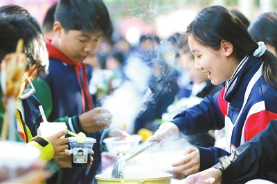 烟火里的青春滋味 烟火里的青春滋味