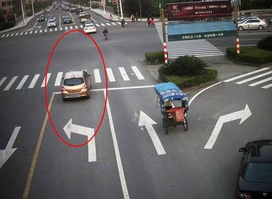 老司机开车为什么不走左侧 3747162629030888744.jpg