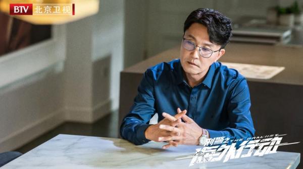 《刑警之外洋活动》将播 “破冰昆玉”吴刚任达华重现一线刑侦故事