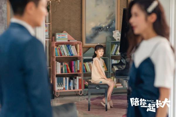 《陪你一齐长大》当天20点开播  刘涛颖儿胡可陶昕然阐发注解“妈圈生计图鉴”