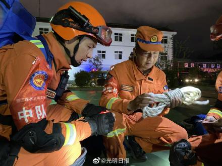 云南双柏突发5.1级地震 暂未有人员伤亡报告