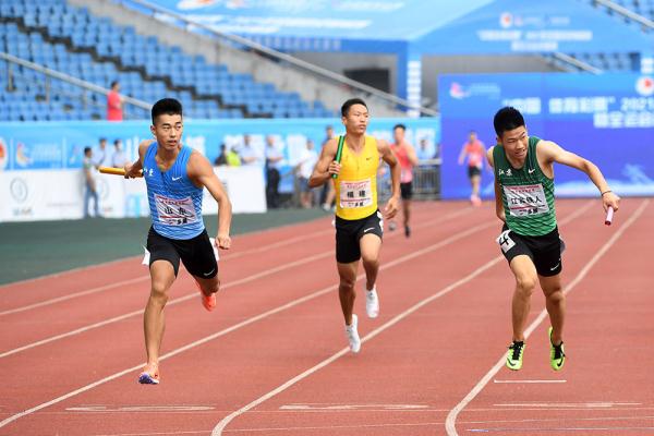 田径——全国锦标赛：山东队获男子4X200米接力冠军