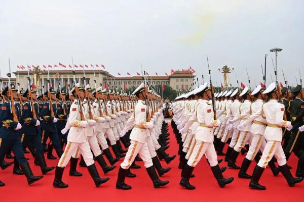 庆祝中国共产党成立100周年大会在北京天安门广场隆重举行