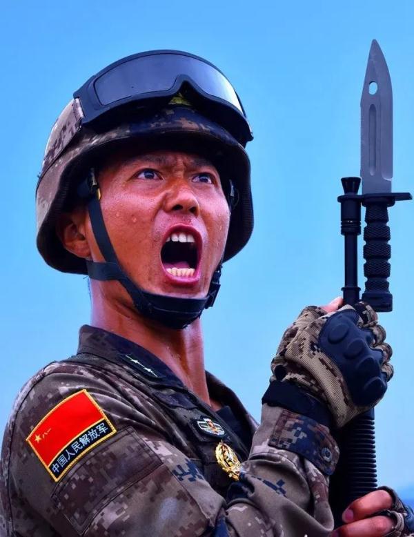 这就是中国军人的模样
