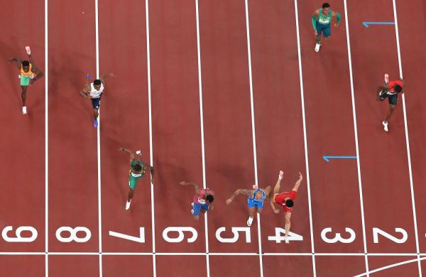 东京奥运会|特写：百米赛场，苏炳添的三个神秘姿势