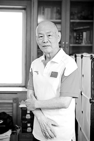 72岁中国跳水孩子王:培养奥运冠军 启蒙少年人生