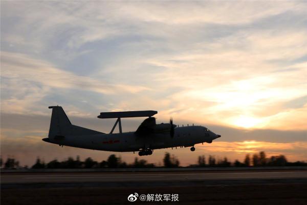 西安空軍航空學(xué)校_空軍第一航空學(xué)院_中國(guó)人民解放軍空軍航空大學(xué)網(wǎng)站