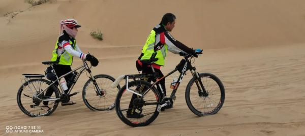 平均63岁，骑行穿越甘肃青海四川！他们退休后的生活太令人羡慕了……