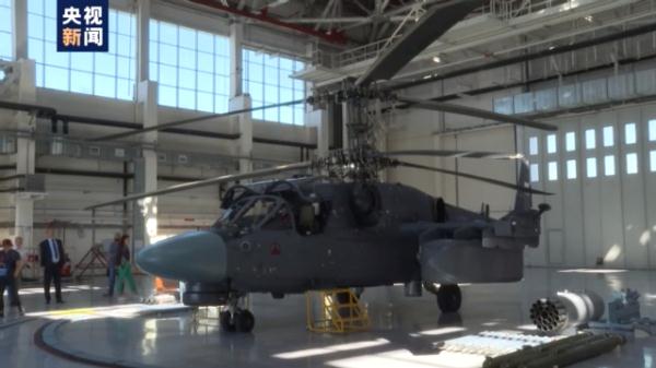 直升機怎麼造？ 總台記者探訪卡-52武裝直升機製造廠