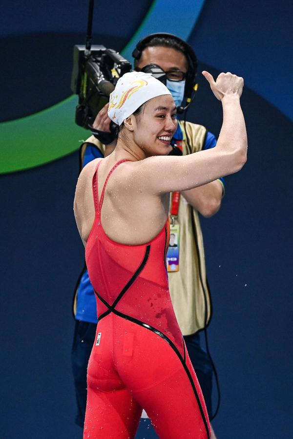 游泳冠军女 女子图片