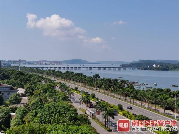国庆广西海边游迎高潮 北海银滩景区实施部分开放