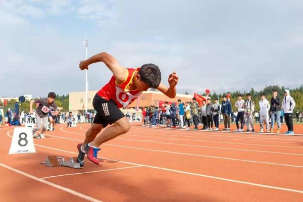 在这所大学体测挂科，拿不到毕业证？