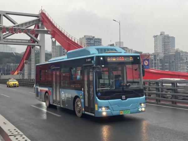 “从南到北”更方便！重庆曾家岩大桥首条过江公交169线开通