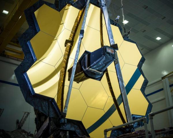 哈勃望远镜“继任者”詹姆斯·韦伯太空望远镜发射升空