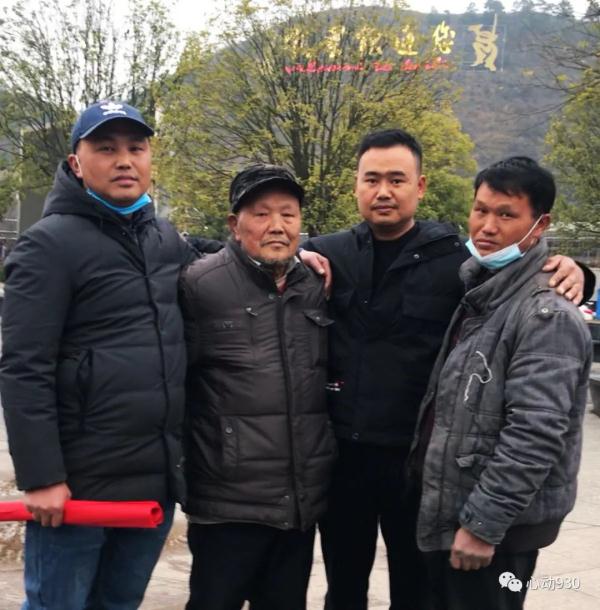 贵州老人年近八十，等到了失散31年的儿子！