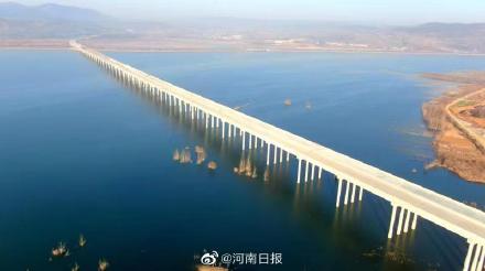 跨越南水北调中线水源地！丹江水库上最长大桥全线贯通