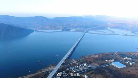 跨越南水北调中线水源地！丹江水库上最长大桥全线贯通