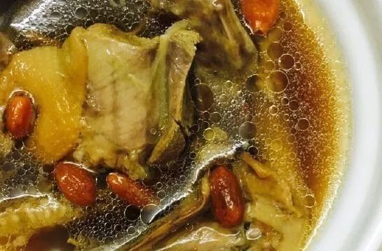 羊肉、牛肉靠边站,它才是冬天最该吃的肉!男补肾女补血,老人补钙~ 羊肉、牛肉靠边站,它才是冬天最该吃的肉!男补肾女补血,老人补钙~