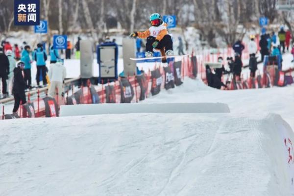 小蜗牛火了，这个动作又萌又飒！