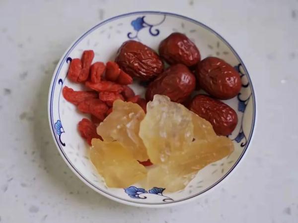 咕嘟咕嘟,来杯冬季热果茶吧! 咕嘟咕嘟,来杯冬季热果茶吧!