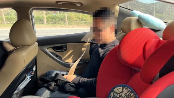 10辆小车挂同一车牌出入梅华路！这个交警5点起床连抓3台车……