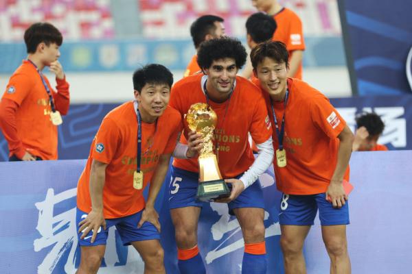 足协杯决赛前瞻：剑指“双冠”VS力争“首冠”