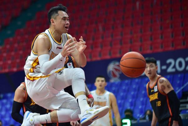 篮球 | CBA第二阶段:深圳马可波罗胜山西汾酒股份 篮球 | CBA第二阶段:深圳马可波罗胜山西汾酒股份