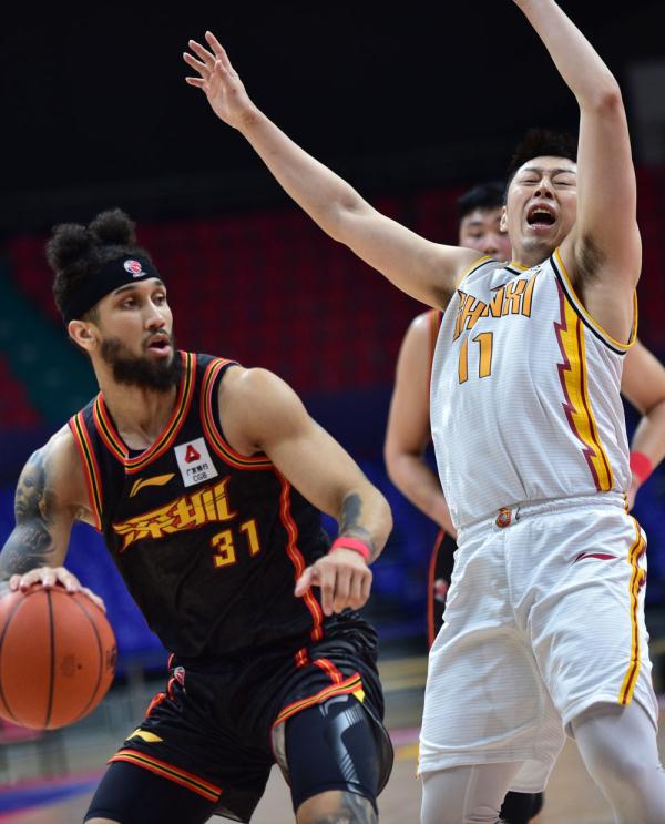 篮球 | CBA第二阶段:深圳马可波罗胜山西汾酒股份 篮球 | CBA第二阶段:深圳马可波罗胜山西汾酒股份