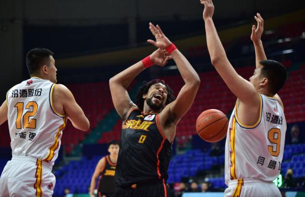 篮球 | CBA第二阶段:深圳马可波罗胜山西汾酒股份 篮球 | CBA第二阶段:深圳马可波罗胜山西汾酒股份