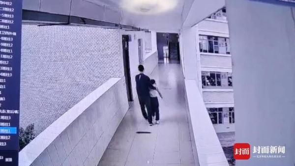 9岁女童被同学撞倒后身亡，父母含泪捐献7个器官