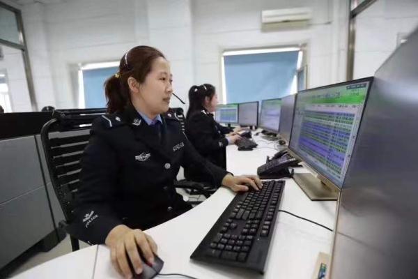 哈尔滨“110”日均呼入电话6000多  这些情况可以报警或求助