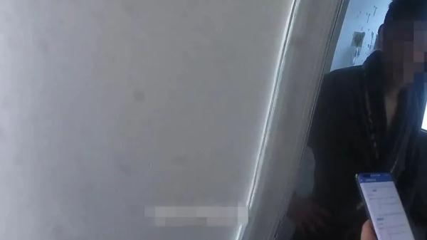 上海民警上门反诈，结果带走了“潜在被害人”…咋回事？