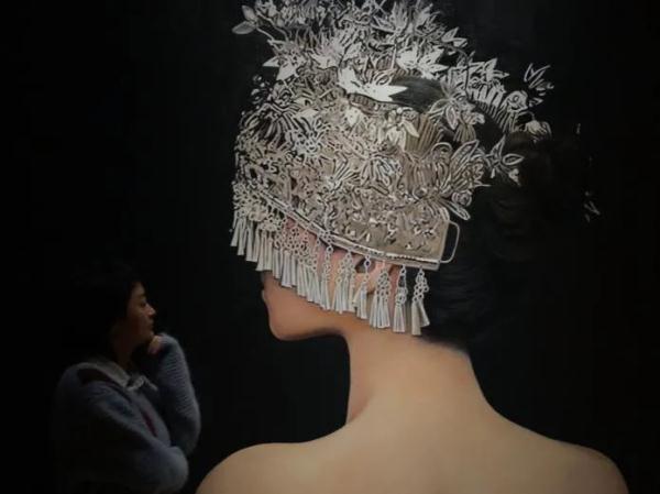 贵阳50岁保洁阿姨意外成为“人气摄影师”，有网友表示愿意为她来一次贵州！