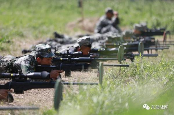 这个狙击手,服役第一年就荣立三等功 这个狙击手,服役第一年就荣立三等功