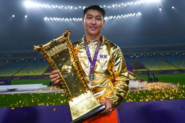 中超经济危机的另一面:新人抓住成长良机,国足终于新老交替 中超经济危机的另一面:新人抓住成长良机,国足终于新老交替