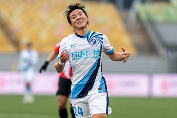 中超经济危机的另一面:新人抓住成长良机,国足终于新老交替 中超经济危机的另一面:新人抓住成长良机,国足终于新老交替