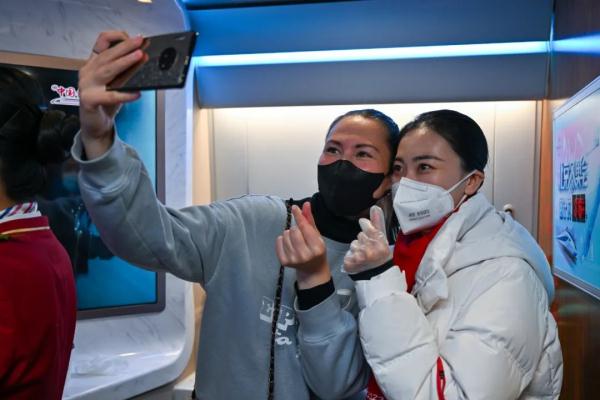 2021年的最后几天，26岁的吴一凡置顶了一段话