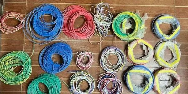 钥匙还敢放在门口地毯下?栽了 钥匙还敢放在门口地毯下?栽了