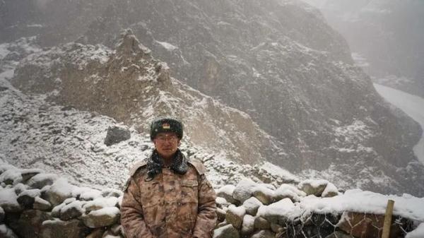 陈红军和孩子的第一张“合照”让全网爆哭,牺牲时“小红军”还没出生 陈红军和孩子的第一张“合照”让全网爆哭,牺牲时“小红军”还没出生