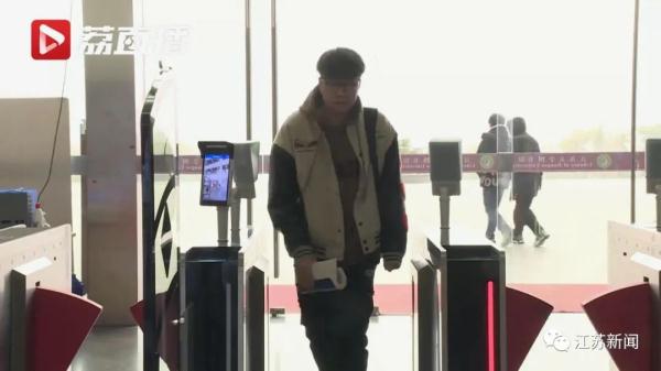 大四男生一年有2554个小时泡在图书馆!为了梦想,你曾有多拼?