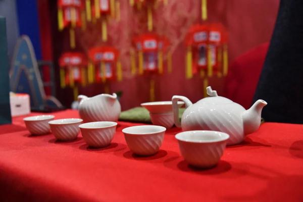 传统又新潮！石家庄小伙的这场婚礼别开生面……