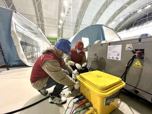 天津青年突击队抢建气膜方舱实验室 提升核酸检测能力