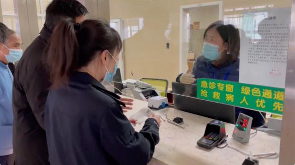 街头撒钱的大哥找到了！“这钱就想送给杭州人了…”