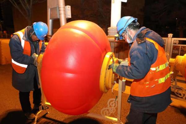 北京长安街启动春节景观布置 20日点亮红灯笼