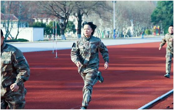 军事体育“特三级”、在喀喇昆仑开重卡……她们太飒了！