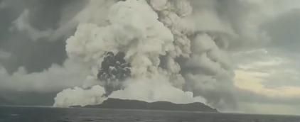相当于1000颗原子弹！火山引发海啸，已波及到浙江沿海…